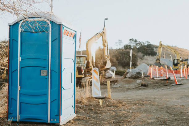 Best Porta potty rental near me  in Cutler, CA